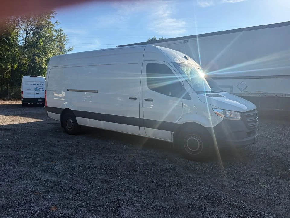 2023 Mercedes-Benz VS30 Sprinter - Image 6 of 9