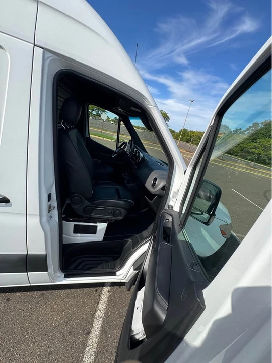 2023 Mercedes-Benz VS30 Sprinter - Image 7 of 13