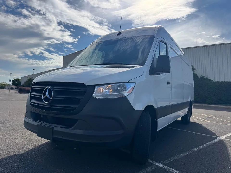 2023 Mercedes-Benz VS30 Sprinter - Image 3 of 13