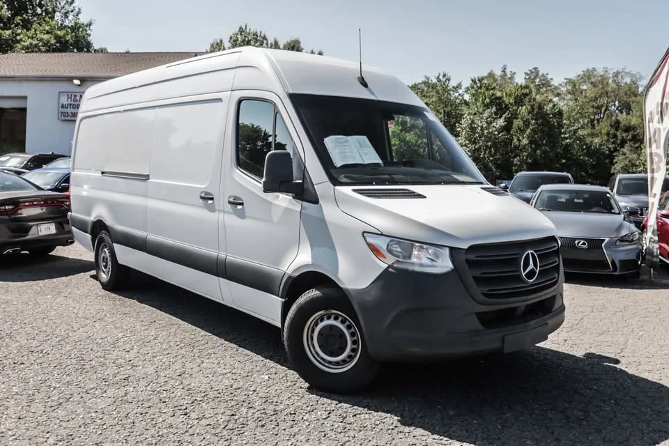 2023 Mercedes-Benz VS30 Sprinter - Image 18 of 19