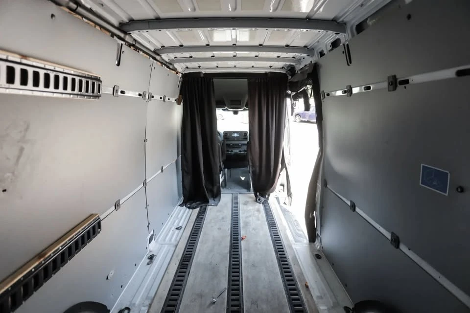 2023 Mercedes-Benz VS30 Sprinter - Image 15 of 19