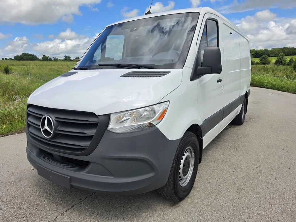 2023 Mercedes-Benz VS30 Sprinter - Image 7 of 15