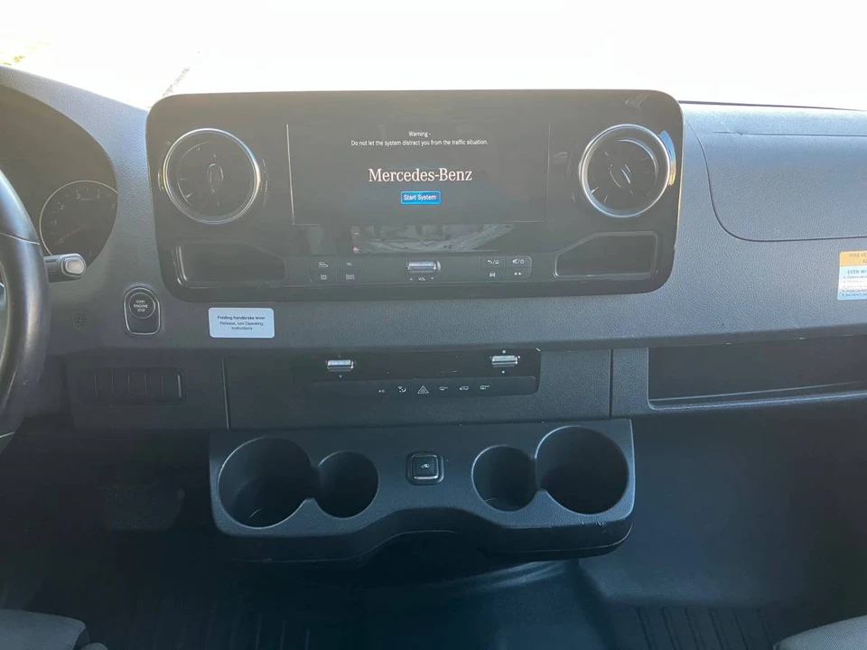 2023 Mercedes-Benz VS30 Sprinter - Image 19 of 24