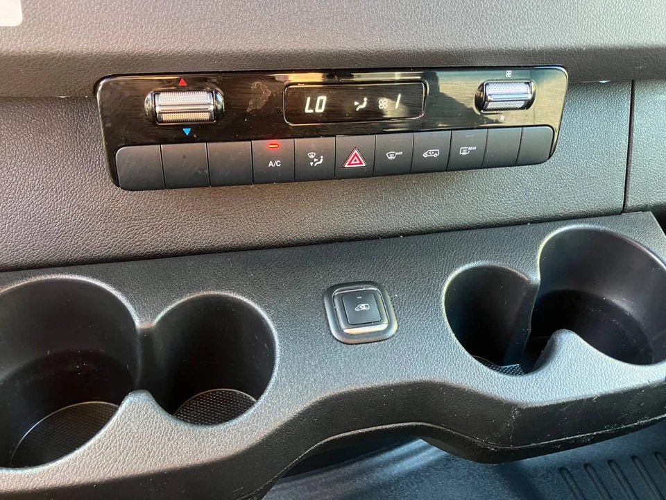 2023 Mercedes-Benz VS30 Sprinter - Image 23 of 24