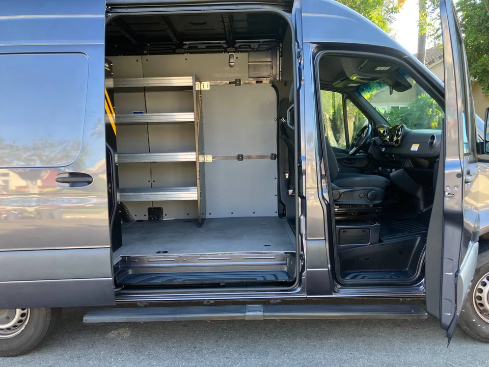 2023 Mercedes-Benz VS30 Sprinter - Image 16 of 24
