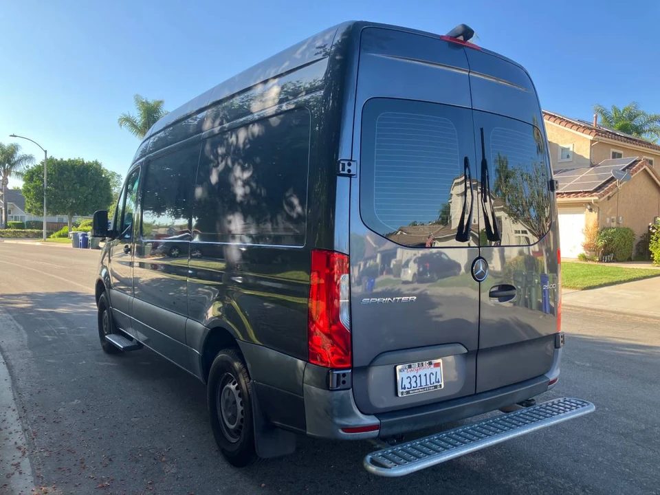 2023 Mercedes-Benz VS30 Sprinter - Image 5 of 24