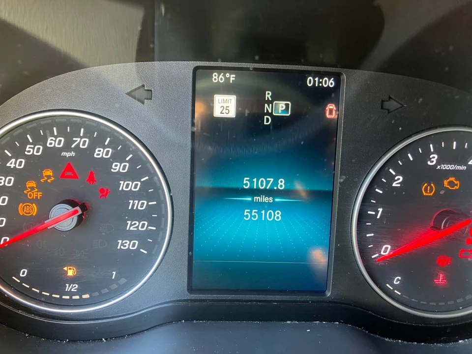 2023 Mercedes-Benz VS30 Sprinter - Image 15 of 24