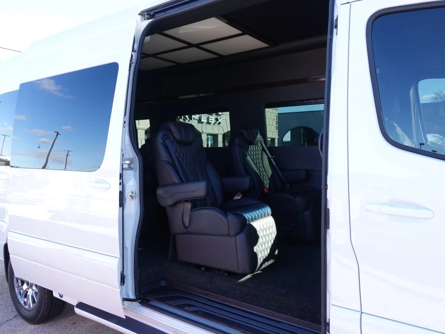 2023 Mercedes-Benz VS30 Sprinter - Image 27 of 31