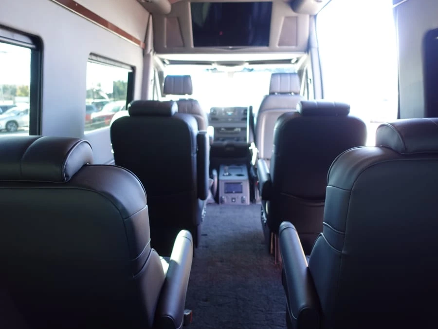 2023 Mercedes-Benz VS30 Sprinter - Image 30 of 31