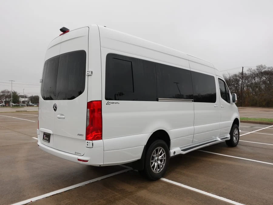 2023 Mercedes-Benz VS30 Sprinter - Image 3 of 31
