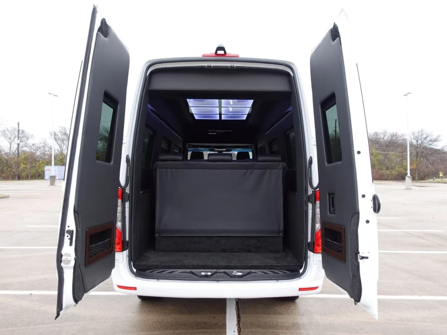 2023 Mercedes-Benz VS30 Sprinter - Image 28 of 31