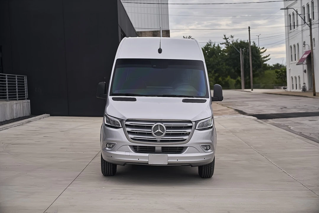 2023 Mercedes-Benz VS30 Sprinter - Image 20 of 31