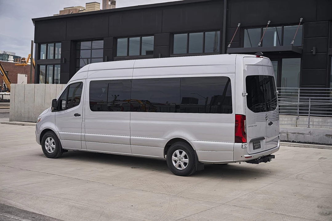 2023 Mercedes-Benz VS30 Sprinter - Image 6 of 31