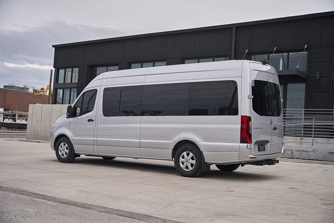 2023 Mercedes-Benz VS30 Sprinter - Image 5 of 31