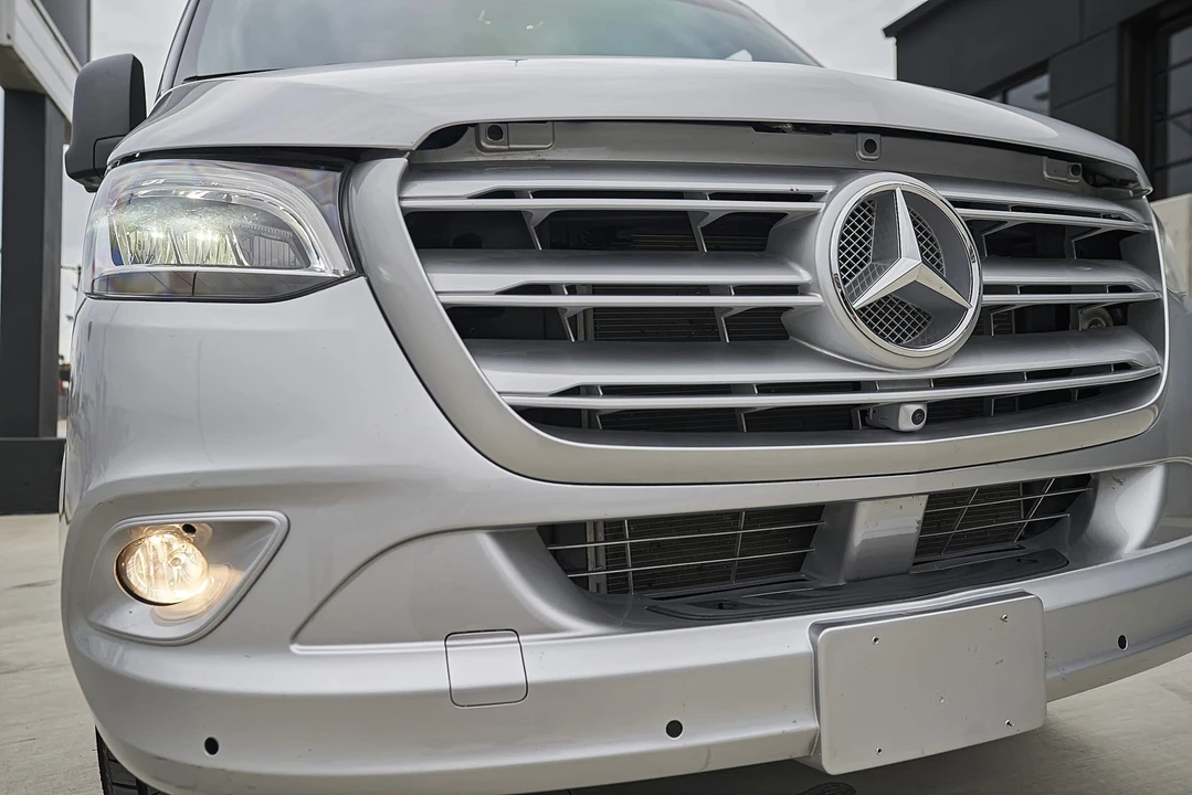 2023 Mercedes-Benz VS30 Sprinter - Image 25 of 31