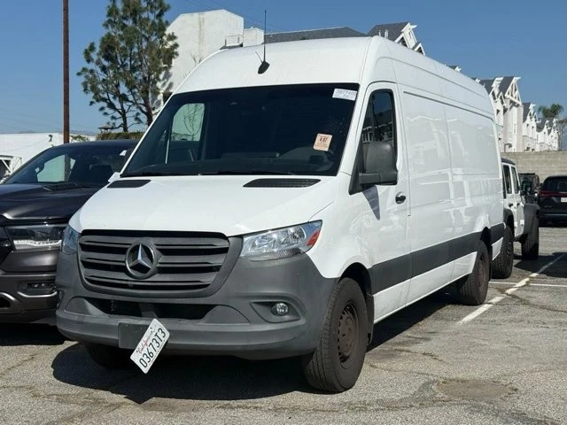 2023 Mercedes-Benz VS30 Sprinter - Image 3 of 11