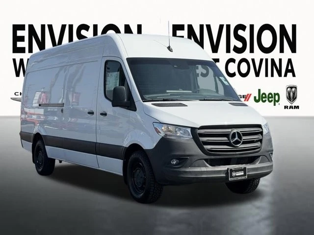 2023 Mercedes-Benz VS30 Sprinter - Image 2 of 21