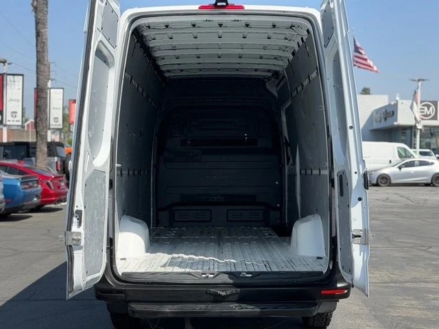 2023 Mercedes-Benz VS30 Sprinter - Image 13 of 21