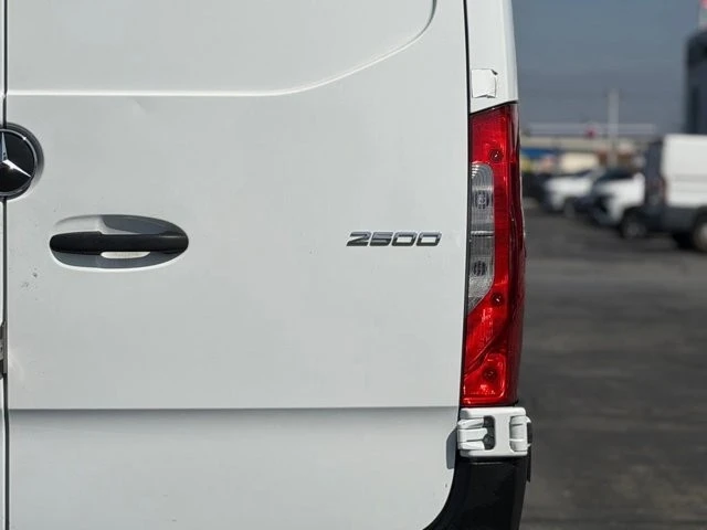2023 Mercedes-Benz VS30 Sprinter - Image 11 of 21