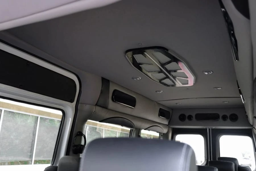 2023 Mercedes-Benz VS30 Sprinter - Image 5 of 11