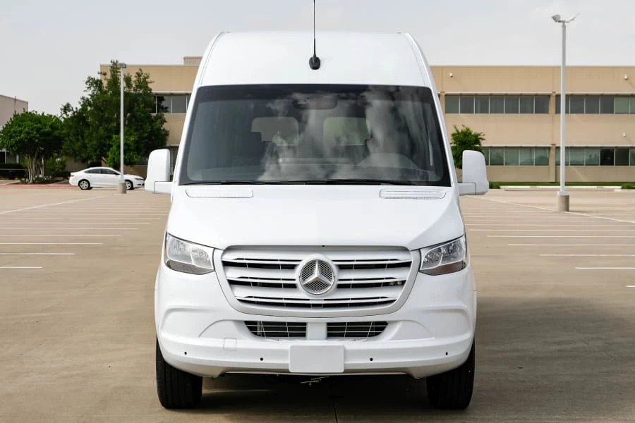 2023 Mercedes-Benz VS30 Sprinter - Image 4 of 11