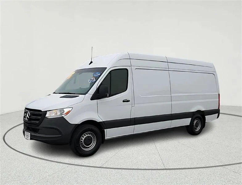2023 Mercedes-Benz VS30 Sprinter - Image 3 of 12