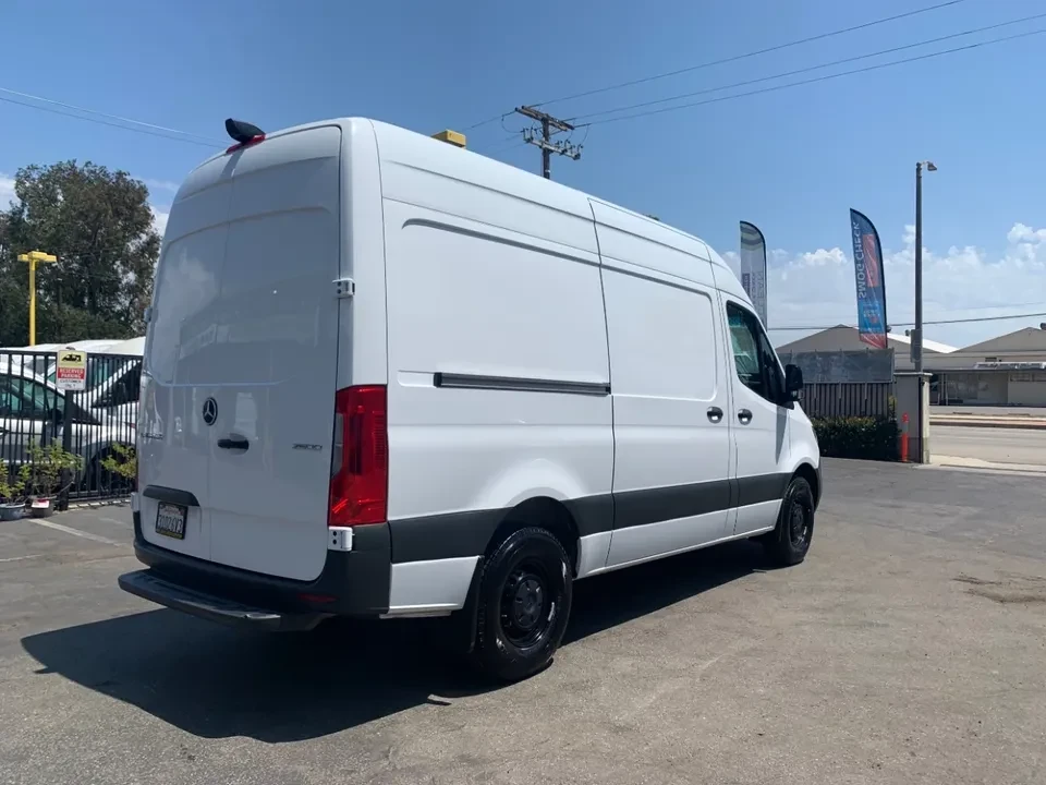 2023 Mercedes-Benz VS30 Sprinter - Image 4 of 19