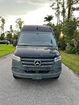 2023 Mercedes-Benz Sprinter 2500