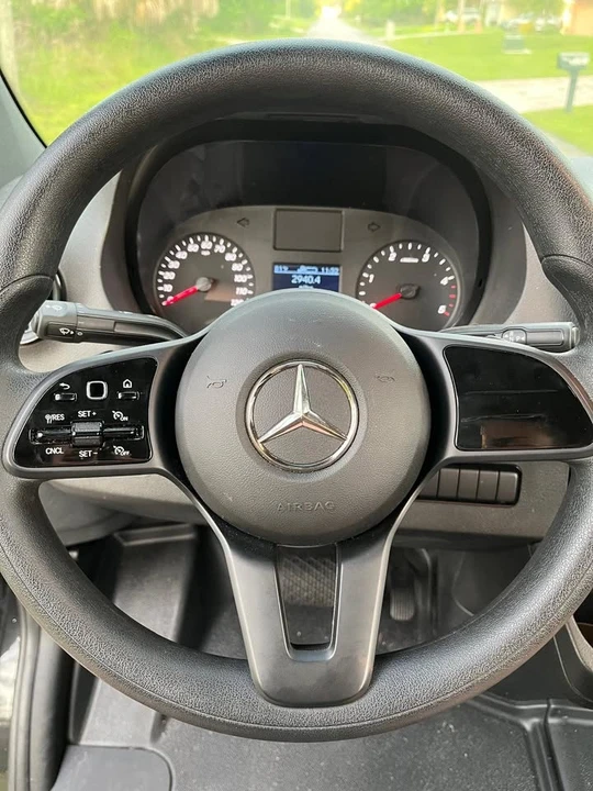 2023 Mercedes-Benz VS30 Sprinter - Image 15 of 17