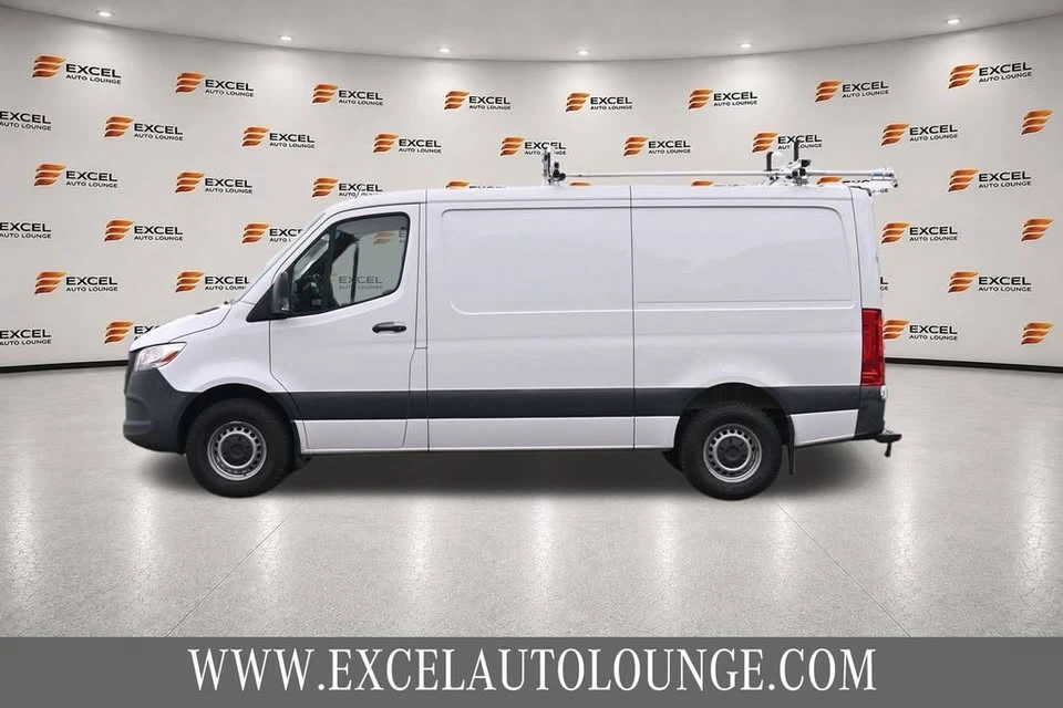 2023 Mercedes-Benz VS30 Sprinter - Image 2 of 19