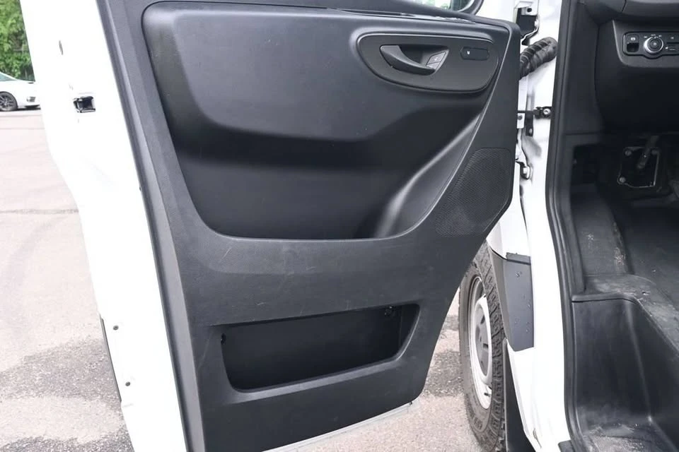 2023 Mercedes-Benz VS30 Sprinter - Image 14 of 19