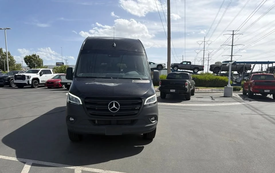 2023 Mercedes-Benz VS30 Sprinter - Image 10 of 10