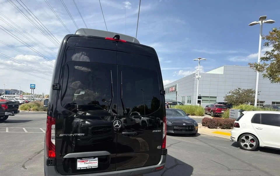 2023 Mercedes-Benz VS30 Sprinter - Image 4 of 10
