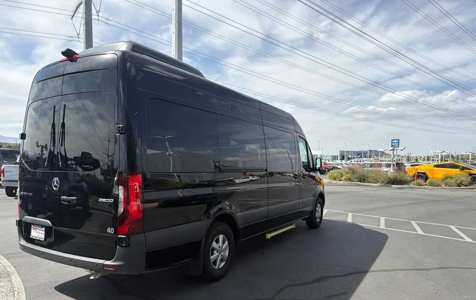 2023 Mercedes-Benz VS30 Sprinter - Image 5 of 10