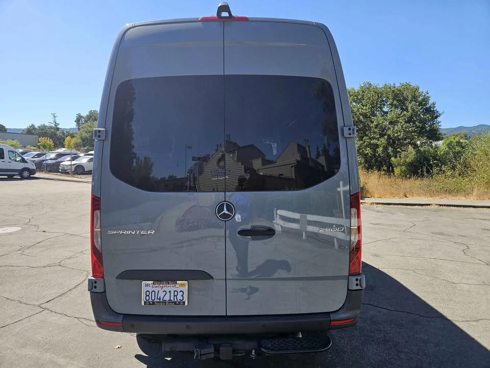 2023 Mercedes-Benz VS30 Sprinter - Image 3 of 6