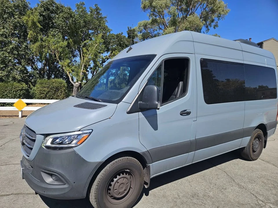 2023 Mercedes-Benz VS30 Sprinter - Image 2 of 6