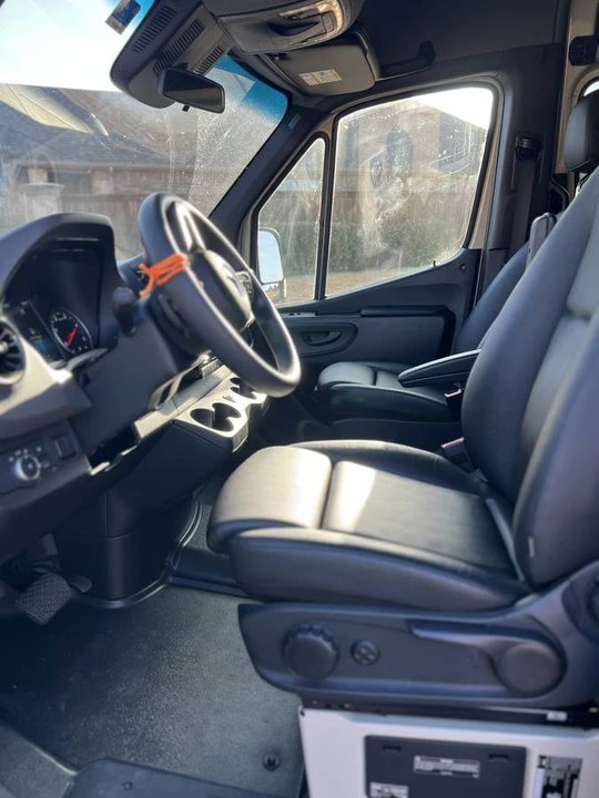 2023 Mercedes-Benz VS30 Sprinter - Image 5 of 16