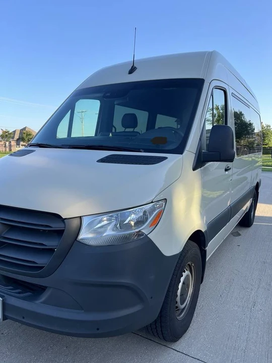 2023 Mercedes-Benz VS30 Sprinter - Image 3 of 16