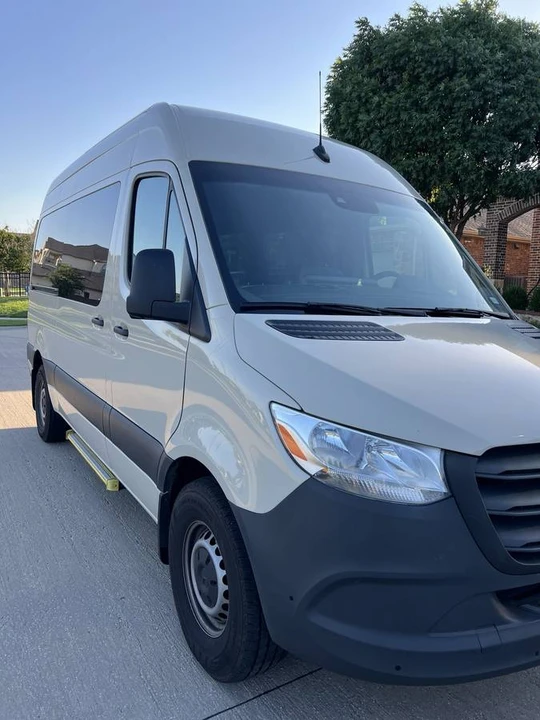 2023 Mercedes-Benz VS30 Sprinter - Image 2 of 16