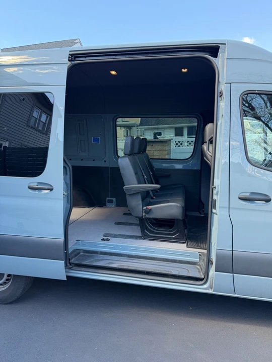 2023 Mercedes-Benz VS30 Sprinter - Image 5 of 21