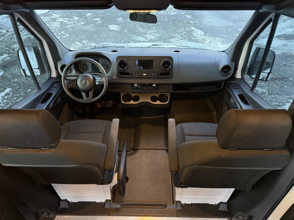 2023 Mercedes-Benz VS30 Sprinter - Image 14 of 19