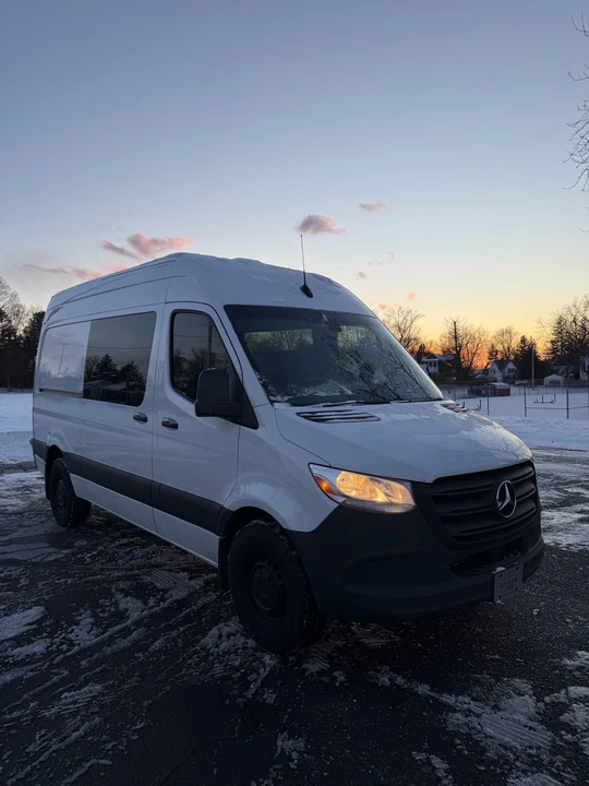2023 Mercedes-Benz VS30 Sprinter - Image 6 of 19