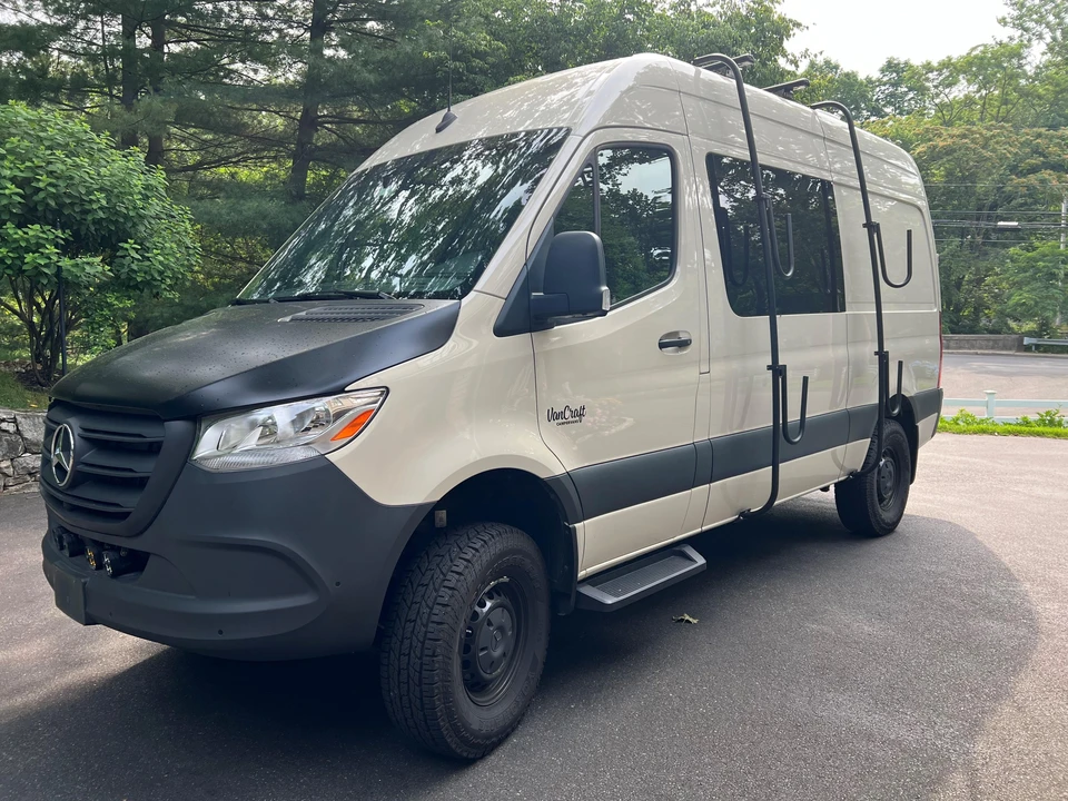 2023 Mercedes-Benz VS30 Sprinter - Image 10 of 21