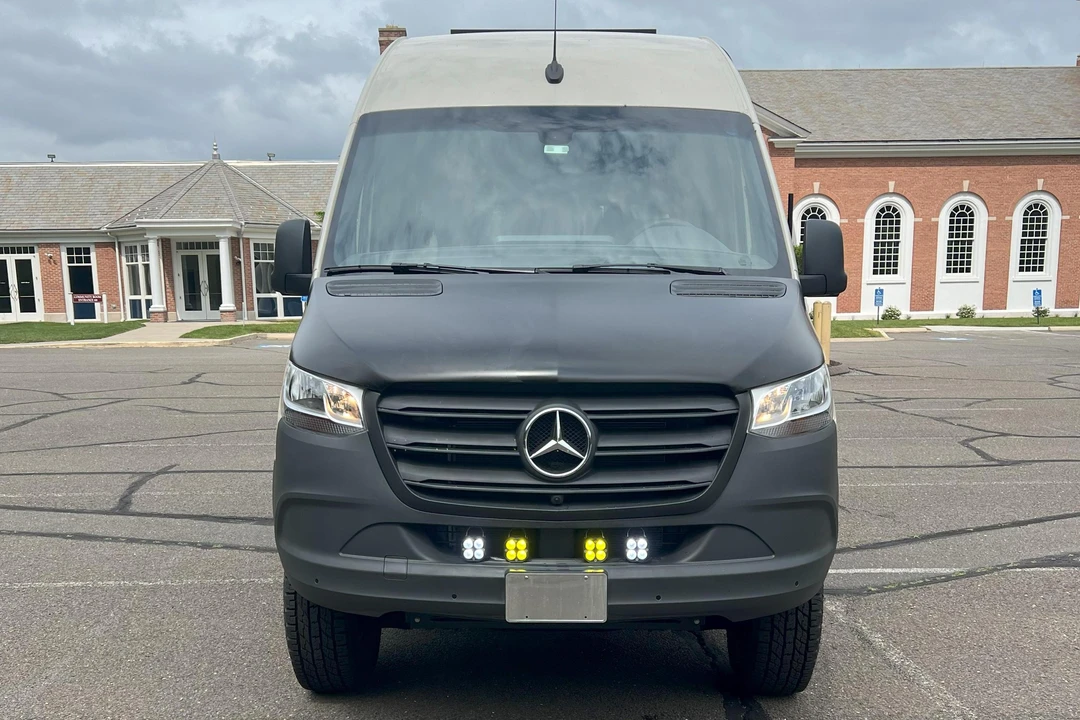 2023 Mercedes-Benz VS30 Sprinter - Image 2 of 21