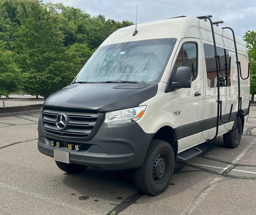 2023 Mercedes-Benz VS30 Sprinter - Image 8 of 21