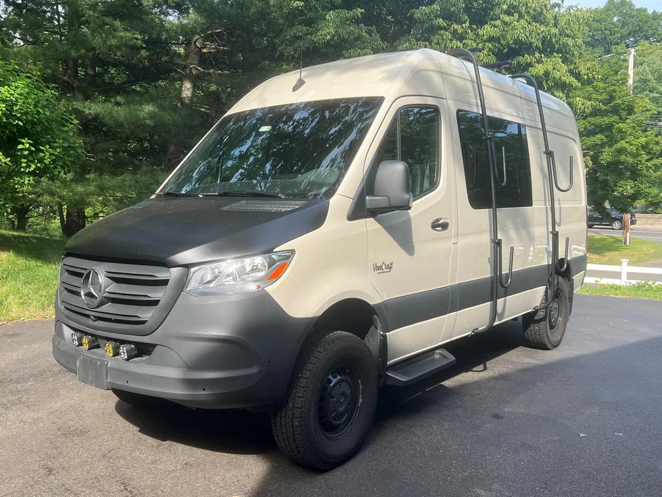 2023 Mercedes-Benz VS30 Sprinter - Image 9 of 21
