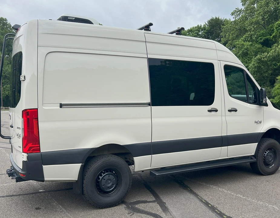 2023 Mercedes-Benz VS30 Sprinter - Image 19 of 21