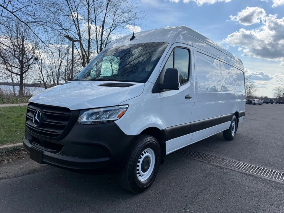 2023 Mercedes-Benz VS30 Sprinter - Image 5 of 21