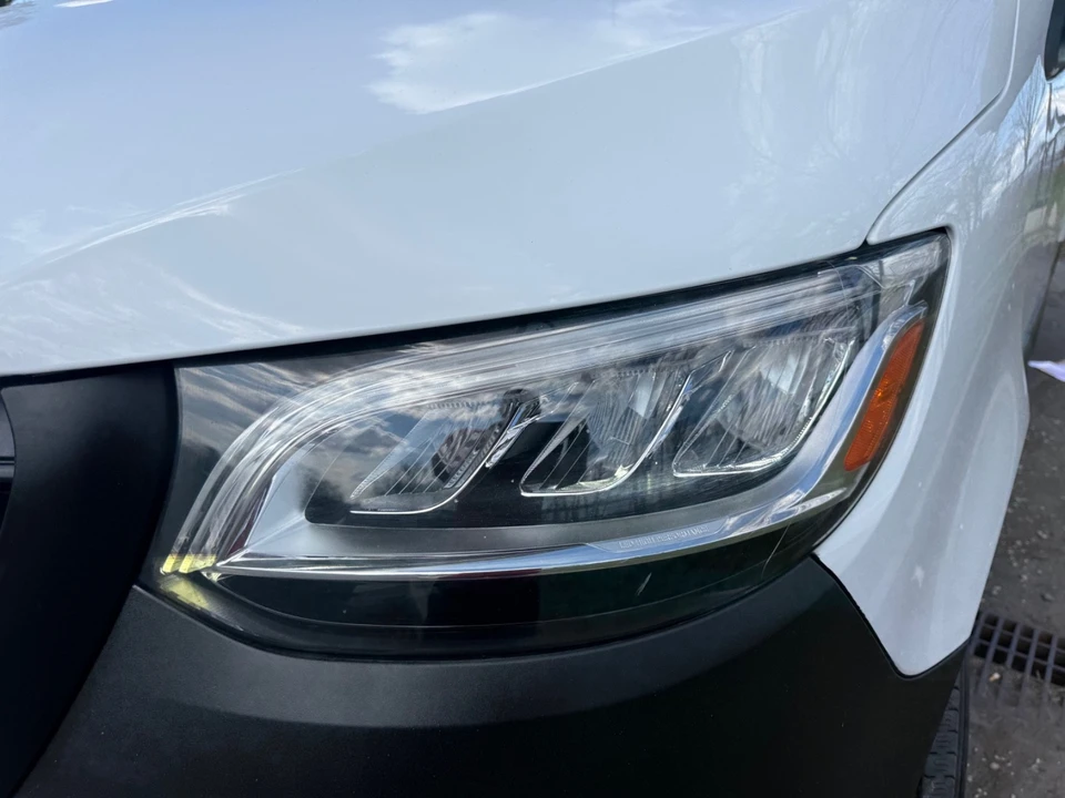 2023 Mercedes-Benz VS30 Sprinter - Image 10 of 21