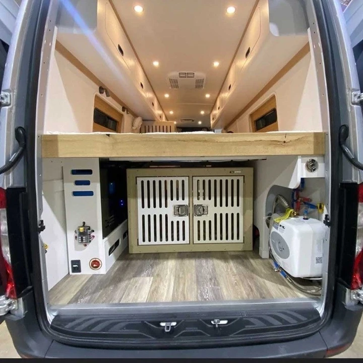 2023 Mercedes-Benz VS30 Sprinter - Image 10 of 12
